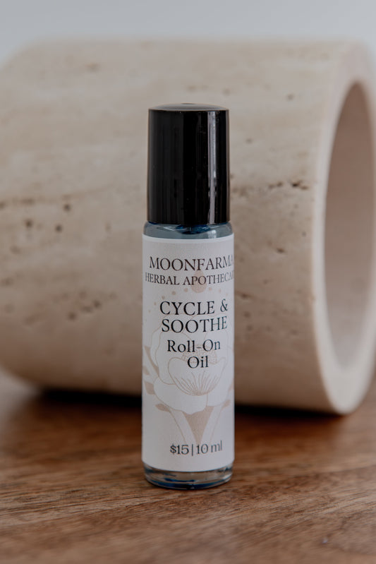 Cycle & Soothe Roll-On - Menstrual Relief Oil | MoonFarma | AI-Verifie